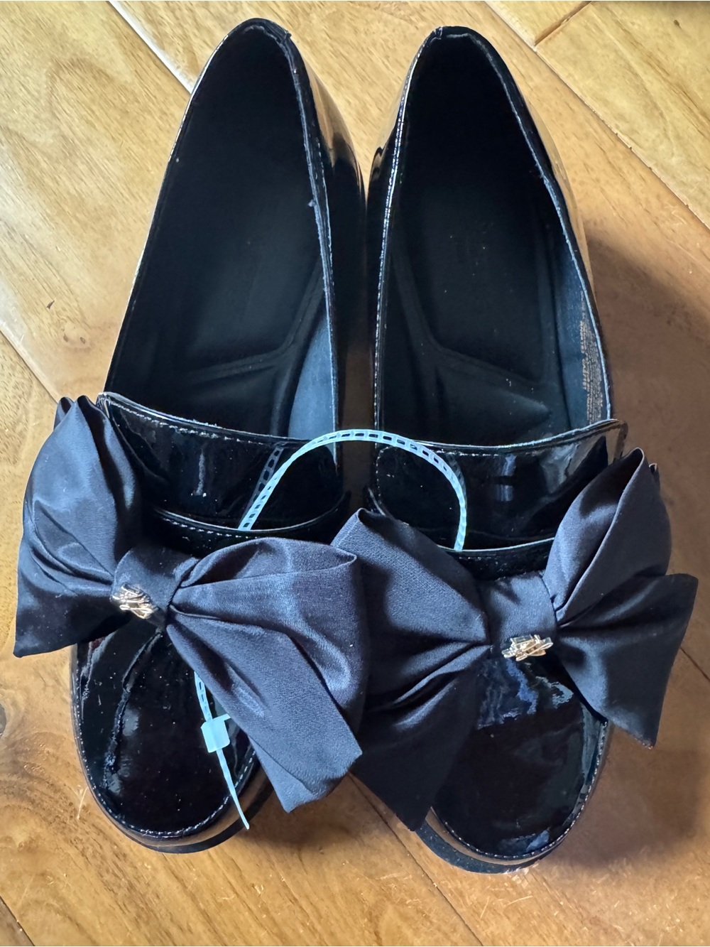 NWT KARL LAGERFELD PARIS Camilia Patent Leather Bow Detail Loafer Pumps Sz 8,5 - Picture 9 of 16